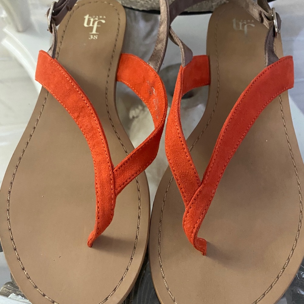 New sandals Zara